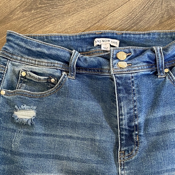 Plus size Distressed cute Jeans worn once size 31 STRETCH! - Picture 3 of 4